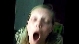 squirting-during-sex-for-curved-dick