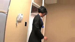 xxx-video-doctors-wemans