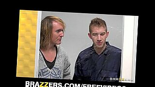 toke-the-advantage-to-fuck-stepmom