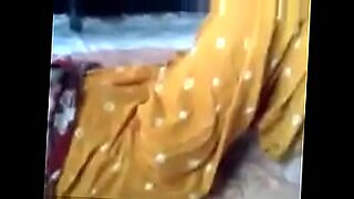 ladki-ke-sath-ladki-india-khet