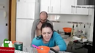 brazzers-mom-hard-fuck-with-brazzers-step-mommy-got-boobs-diana-princemanuel-ferrara-my-step-mom-the