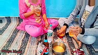 करीना-कपूर-हिंदी-सेक्सी-व