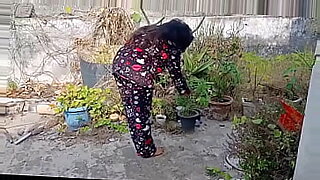 सनी-लियोन-की-जबरदस्ती-खेल