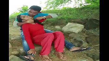 indian college couple boob press mms