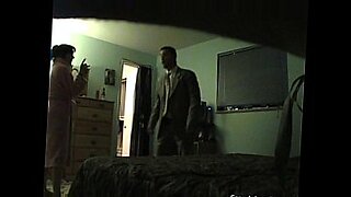 stretching-out-my-wife-pussy