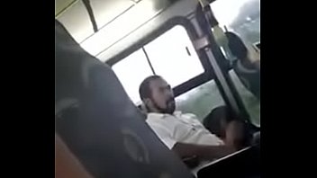 encoxada e bolinada no onibus punheta