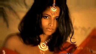 indecent-intimate-with-indecent-rinko-beautiful-mature-woman-rinko