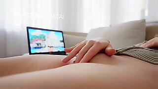 laptop-process-tablet-sister