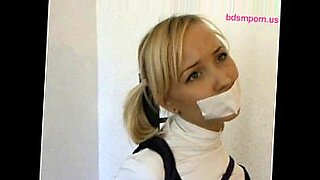 pussy-sucking-from-behind