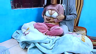 stranger-touch-my-pussy-in-the-metro