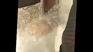 asian-mom-kitchen-family-member-fuck