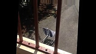wanking-on-ladies-in-public