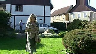 russian-friends-mom-blackmail