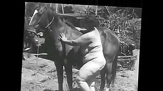 horse in girl sexy port video