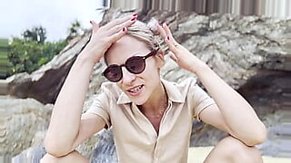 japan-wife-shooting-nude