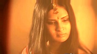 পদ্ম-আর-লোভে-যে-শারীরিক-সম