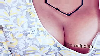 irani-boob-suck
