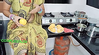 indian-niks-indian-with-नरगिस-फखीरी-जैसी-दिखने