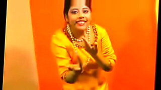 pakistani-giral-forcly-nude