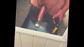 a-woman-falls-in-love-with-a-boy-and-works-to-seduce-him-and-have-sex-with-him