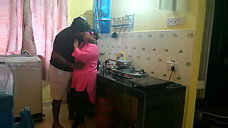 cxxx-in-india-bhabhi-kitchen-bhai