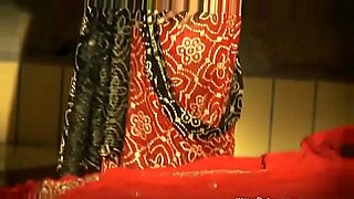 mom-changing-dress-for-massage