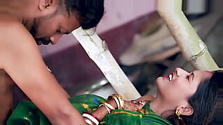 indian-hot-saree-teacher-lift-hart-fuck-with-student-homemade-sex-video