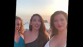 je-baise-la-fille-qui-est-dans-notre-classe-a-lhotel-noir