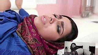 boob-suck-web-series