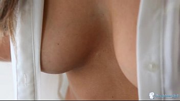 candid no bra tits bouncing in her shirt wwwkeepvidcom