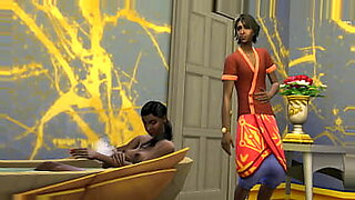 indian pregnant maid bathing in hidden cam