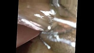 beautiful-ebony-thread-fuck