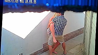ibu-dan-anak-sendir