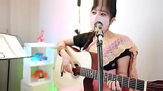 watch-video-china-first-time-porn