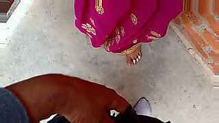 मिया-खलिफा-ट्रिपल-एक्स