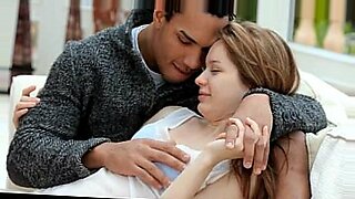 sex-hungry-thot-lexi-dona-is-fucked-in-both-holes-in-seedy-hostel