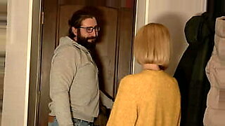 fuck-my-female-neighbor-when-sleeping