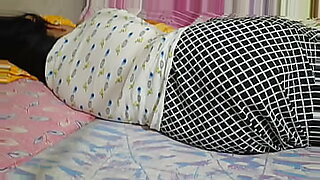 tunjukkan-video-sex-orang-indonesia-anak-sekolahan-masih-nangis-main-sama-om