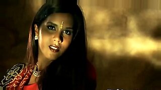female-rapper-sexy-red-sex
