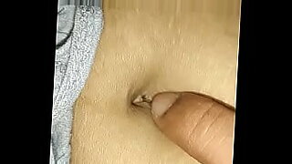 girl-playing-with-gyno