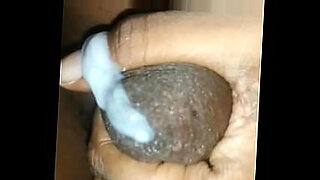 sexy-ebony-rides-coock-pro