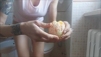 japanese peeing squirting