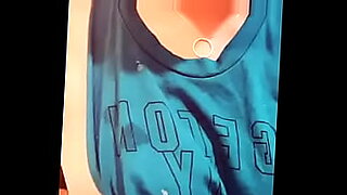 hot-desi-nri-gf-blowjob