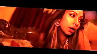 tamil-girl-in-kitchen-young-riding-with-tempt