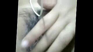 koris-ngemmut-tetek
