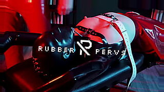 japan-handjob-femdom