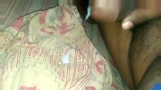black-lady-shaking-her-butts-on-penis