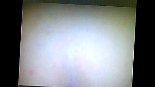 bathing-with-my-step-sister