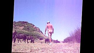 nude-photos-of-uganda-sarah-k