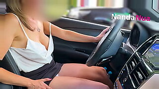 porno-video-mulher-fazendo-sexo-com-cachorro